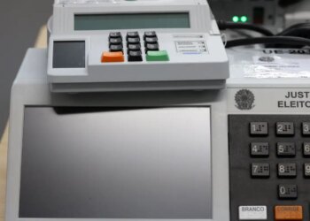 Pesquisa aponta que fake news sobre eleições miram urnas eletrônicas