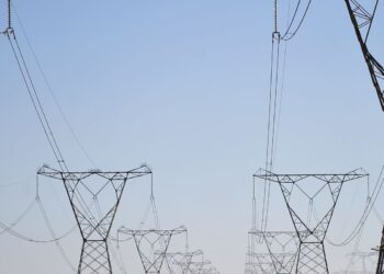 Governo amplia Luz para Todos na Amazônia Legal