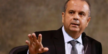 Rogério Marinho protocola PEC alternativa ao fim da escala 6×1 e amplia debate sobre jornada de trabalho